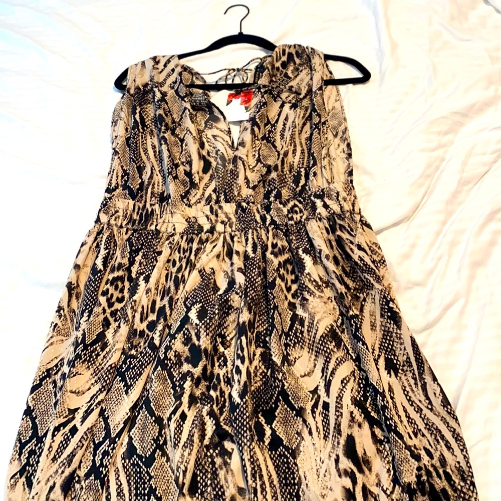 Maxi snake print dress w/tags